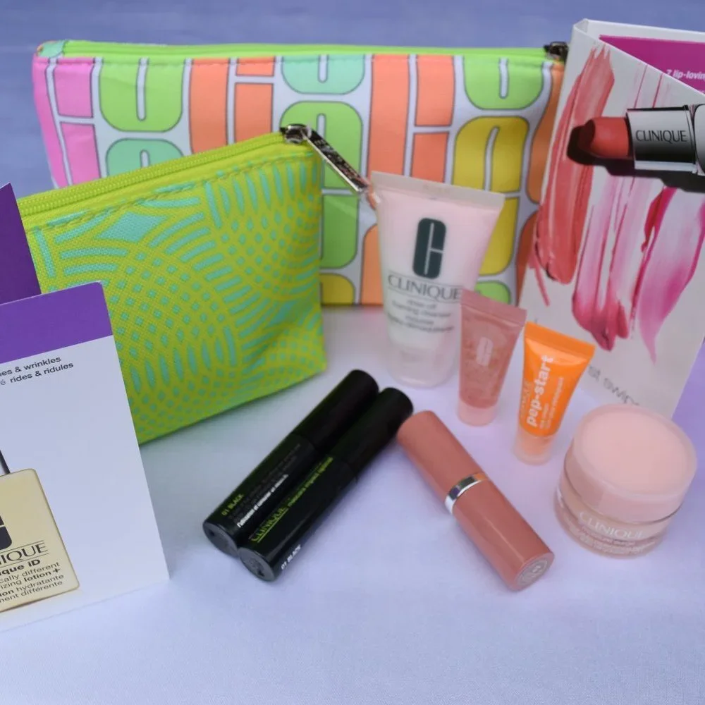 Clinique Beauty Gift Set-2 Green Pouches,Eye,Cleanser,Lipstick&Mascara-10pc-NEW